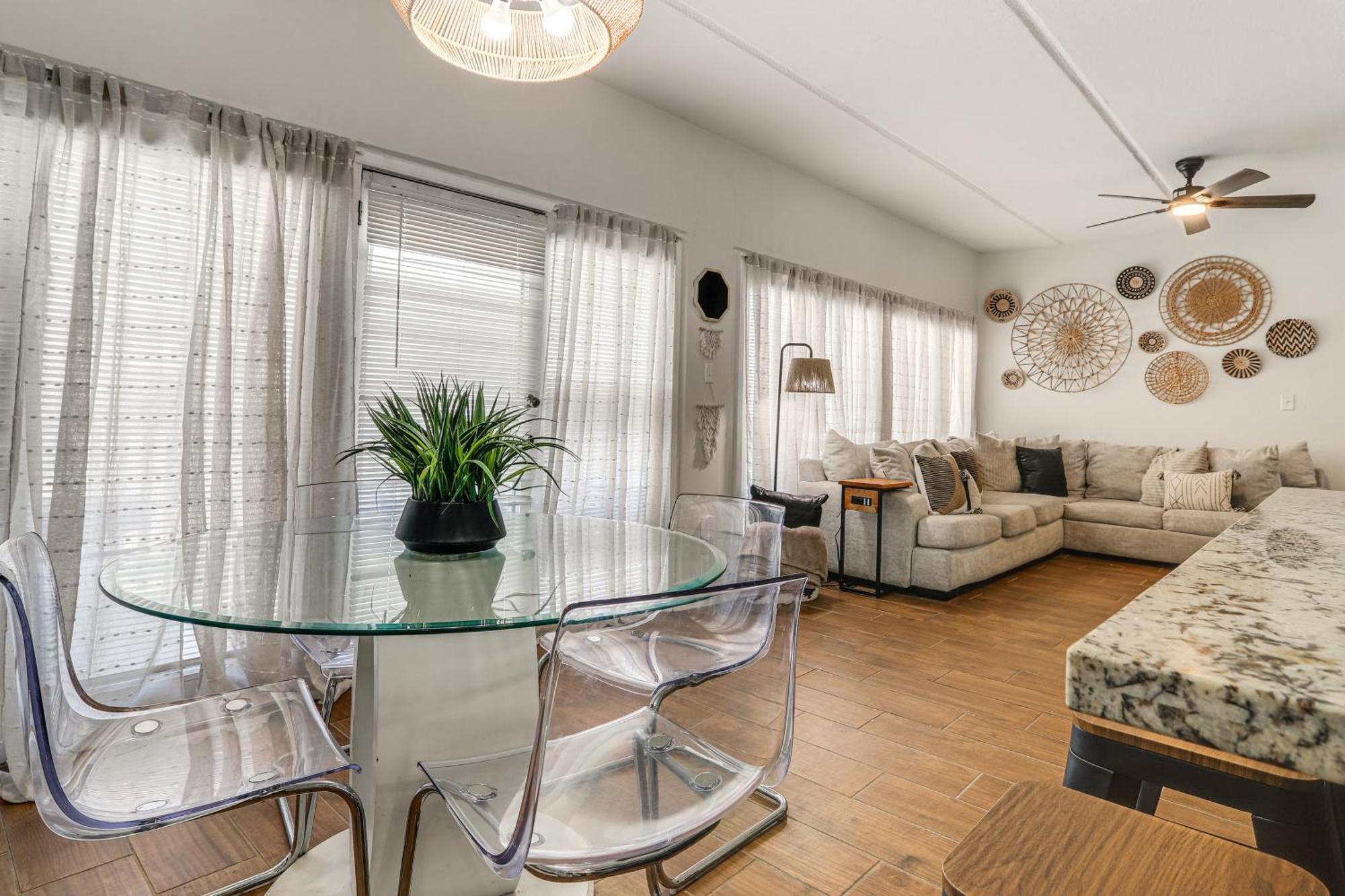 Luxe South Padre Condo With Pool - Walk To Beach! South Padre Island Exterior photo