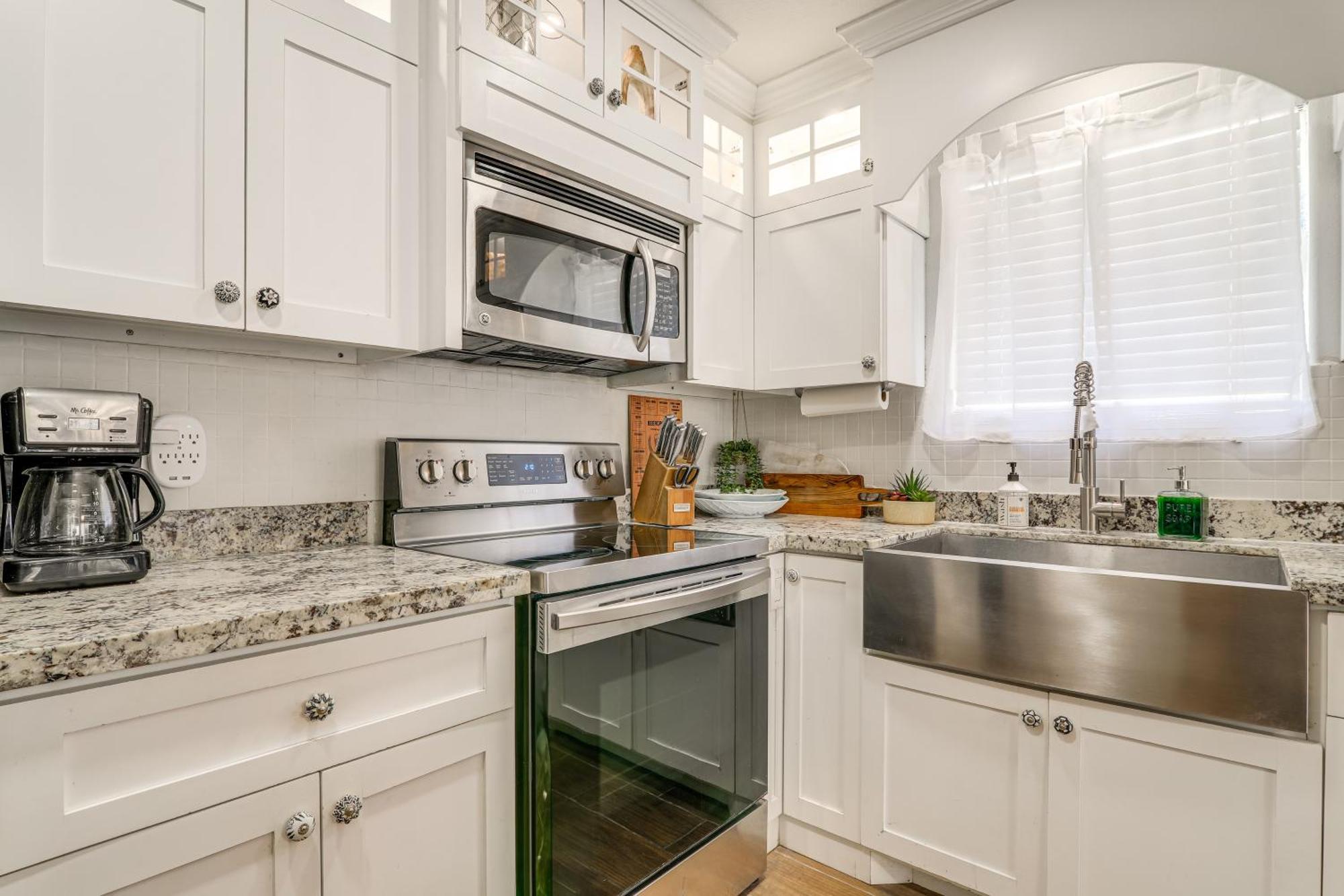 Luxe South Padre Condo With Pool - Walk To Beach! South Padre Island Exterior photo